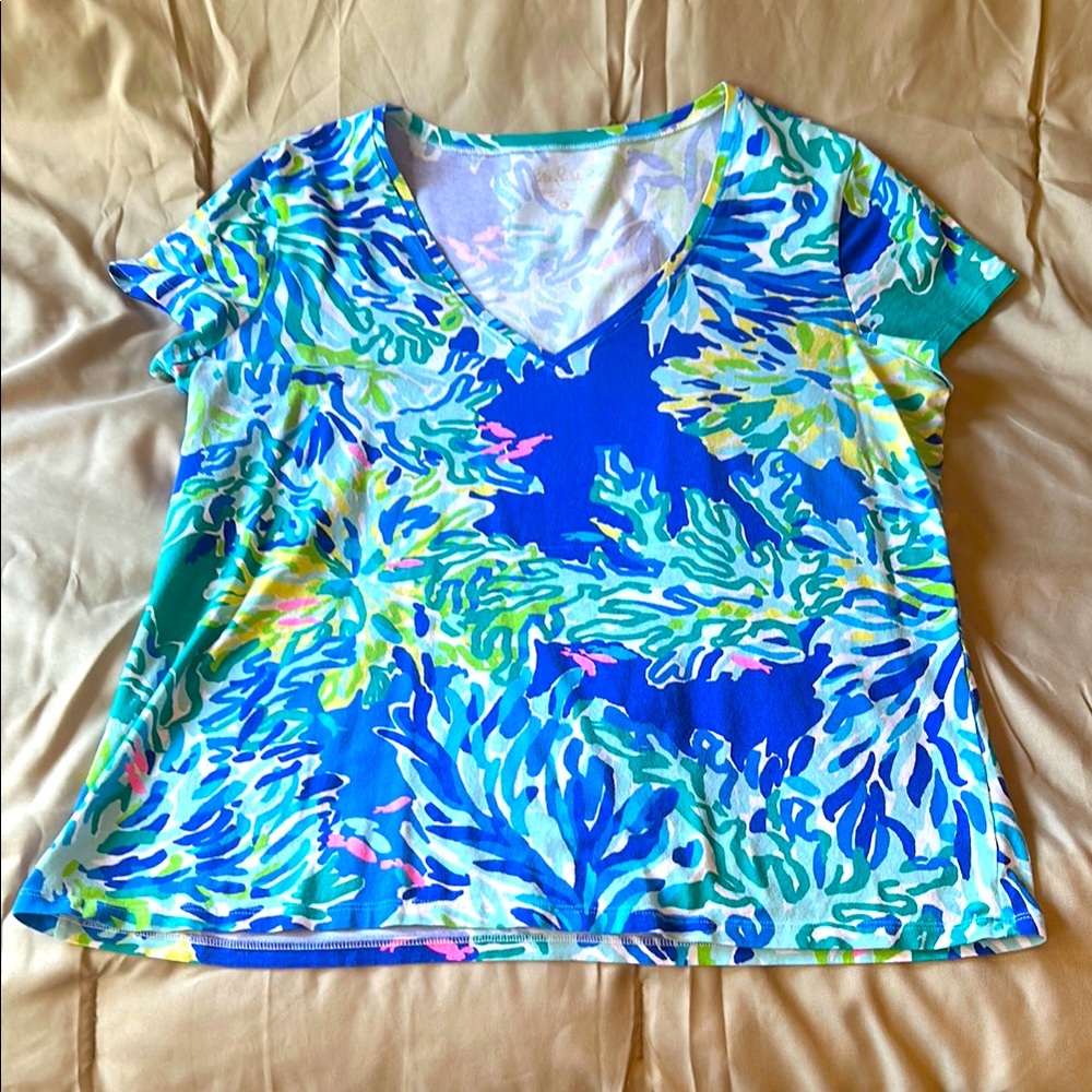Lilly Pulitzer Vibrant Tropical Print V-Neck Top